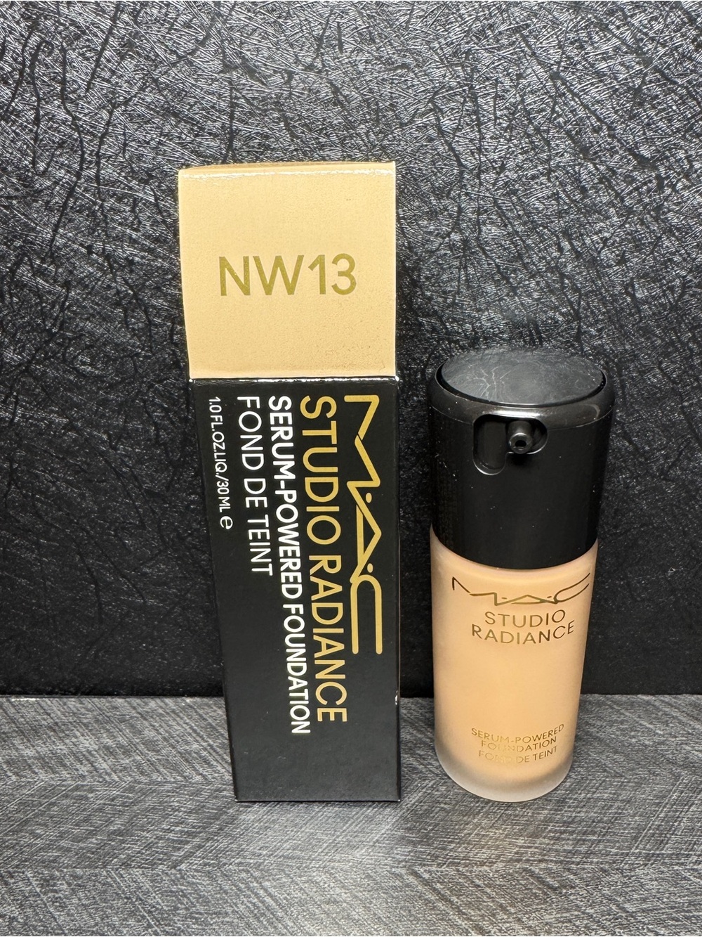 MAC Studio Radiance Serum-Powered Foundation NW13 Hydration 30ml